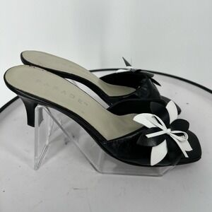 PARADE BLACK LEATHER SANDAL HEELS WITH BLACK & WHITE FLOWER SLIP ON, VERY PRETTY